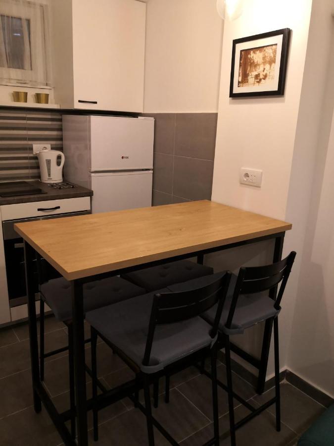Bibi Zahumska Apartman Belgrád Kültér fotó